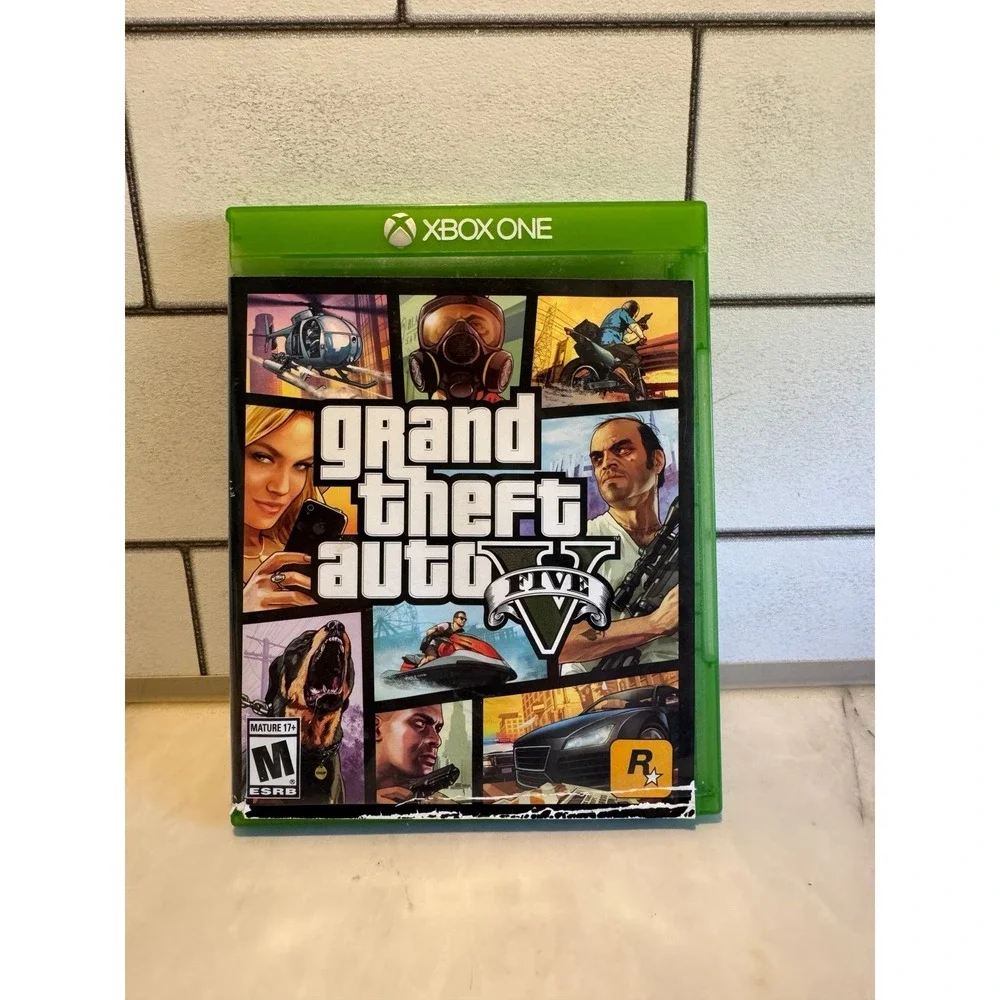 Grand Theft Auto V GTA 5 Xbox One 2014 Game Disc Manual No Map Tested